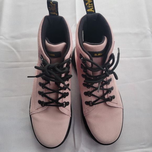 Dr. Martens Pink Suede Combs Combat Boots, Womens US 9, Excellent Condition - Picture 4 of 7